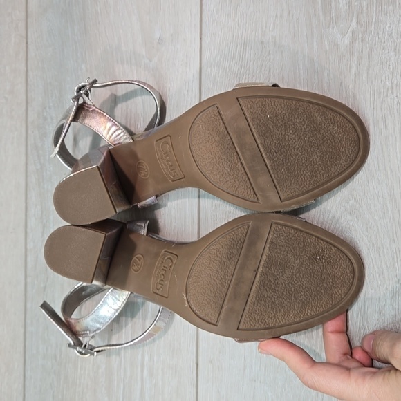 Circus By Sam Edelman Esther Metallic Ankle Heels Sandals shoes sz 7.5M - Picture 13 of 16